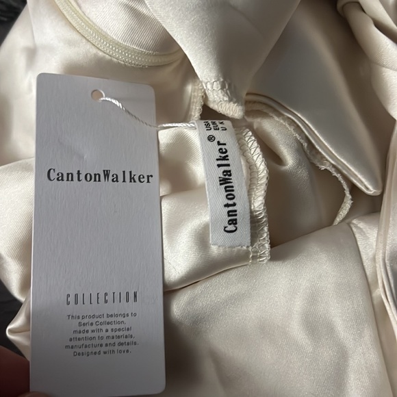 Never worn ordered it and just didn’t fit good - Picture 4 of 4